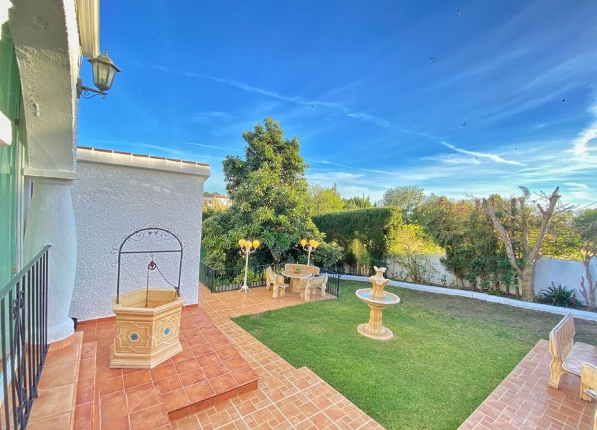 Resale - House - Detached Villa - Marbella - Marbella Centro