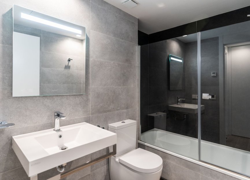 Resale - Apartment - Middle Floor Apartment - Fuengirola - Fuengirola Centro