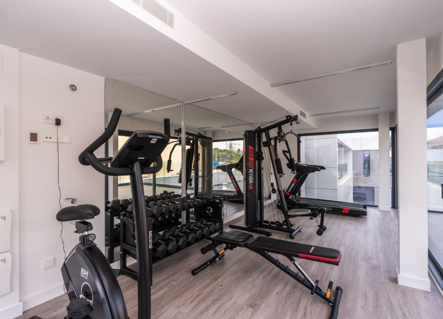 Resale - Apartment - Middle Floor Apartment - Fuengirola - Fuengirola Centro