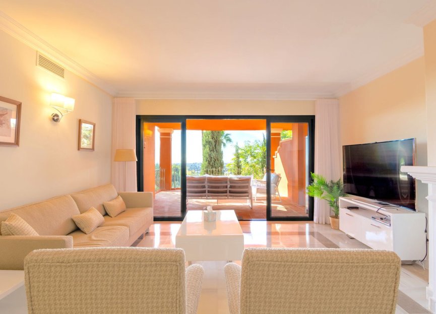 Resale - Apartment - Middle Floor Apartment - Benahavís - Monte Halcones