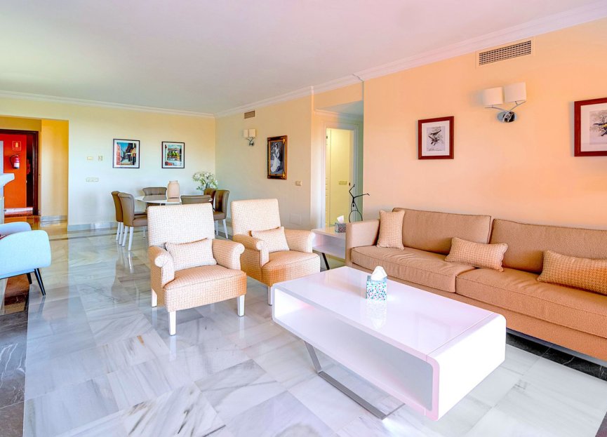 Resale - Apartment - Middle Floor Apartment - Benahavís - Monte Halcones