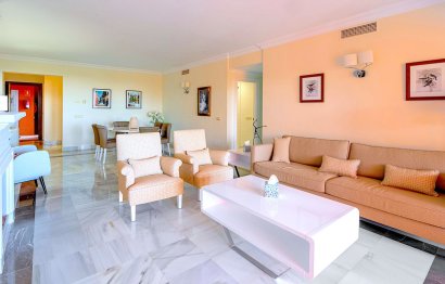 Resale - Apartment - Middle Floor Apartment - Benahavís - Monte Halcones