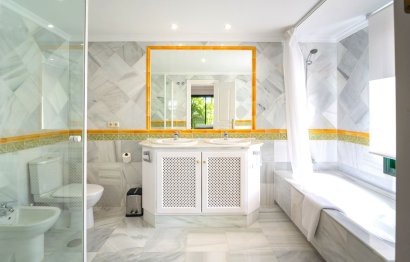 Resale - Apartment - Middle Floor Apartment - Benahavís - Monte Halcones