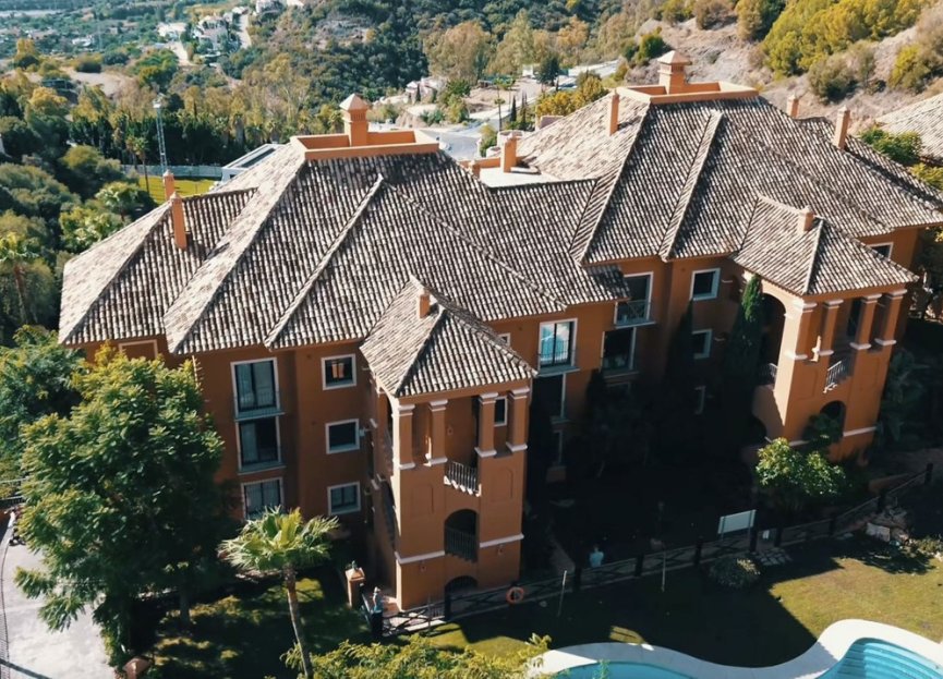 Resale - Apartment - Middle Floor Apartment - Benahavís - Monte Halcones