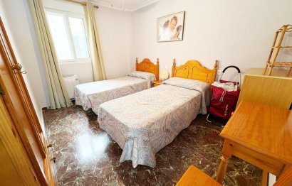 Resale - Apartment - Middle Floor Apartment - Fuengirola - Fuengirola Centro