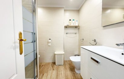 Resale - Apartment - Middle Floor Apartment - Fuengirola - Fuengirola Centro