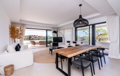 Resale - Apartment - Middle Floor Apartment - Estepona - Estepona Centro