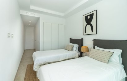 Resale - Apartment - Middle Floor Apartment - Estepona - Estepona Centro