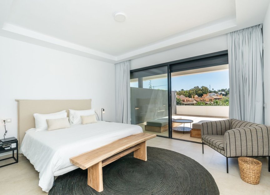 Resale - Apartment - Middle Floor Apartment - Estepona - Estepona Centro