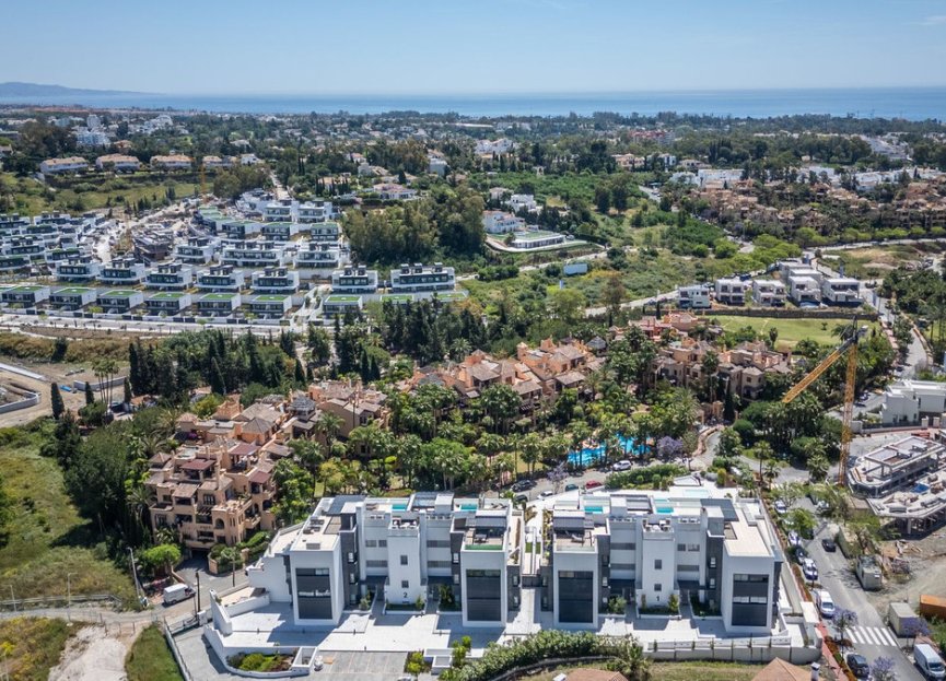 Resale - Apartment - Middle Floor Apartment - Estepona - Estepona Centro