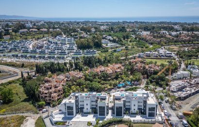 Resale - Apartment - Middle Floor Apartment - Estepona - Estepona Centro