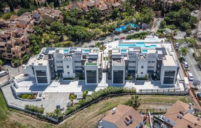 Resale - Apartment - Middle Floor Apartment - Estepona - Estepona Centro