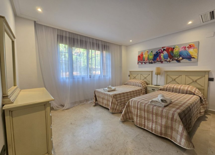 Reventa - Ground floor apartment - Marbella - La Mairena