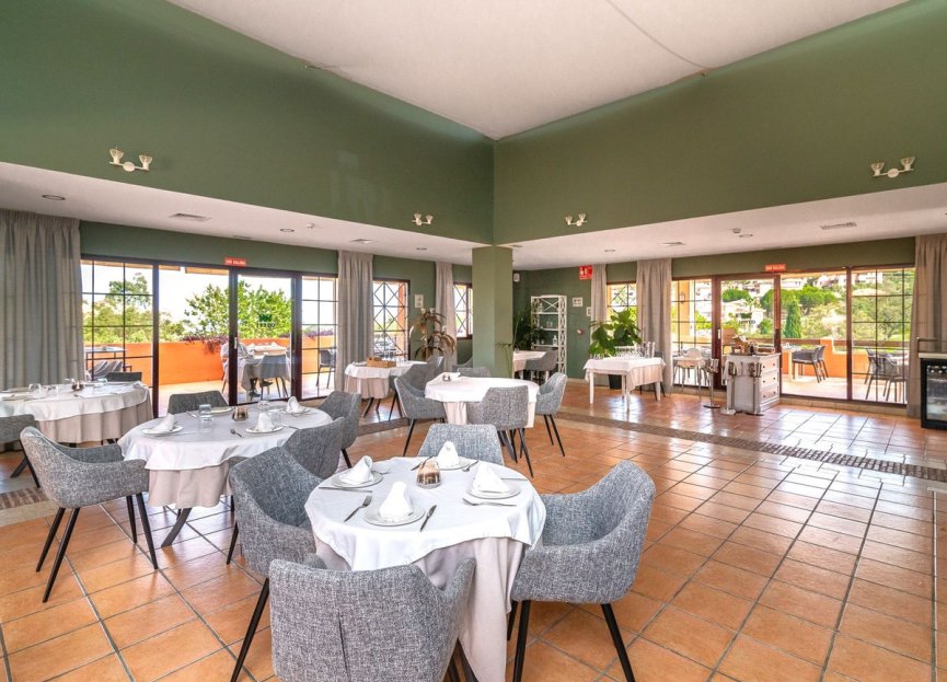 Reventa - Ground floor apartment - Marbella - La Mairena