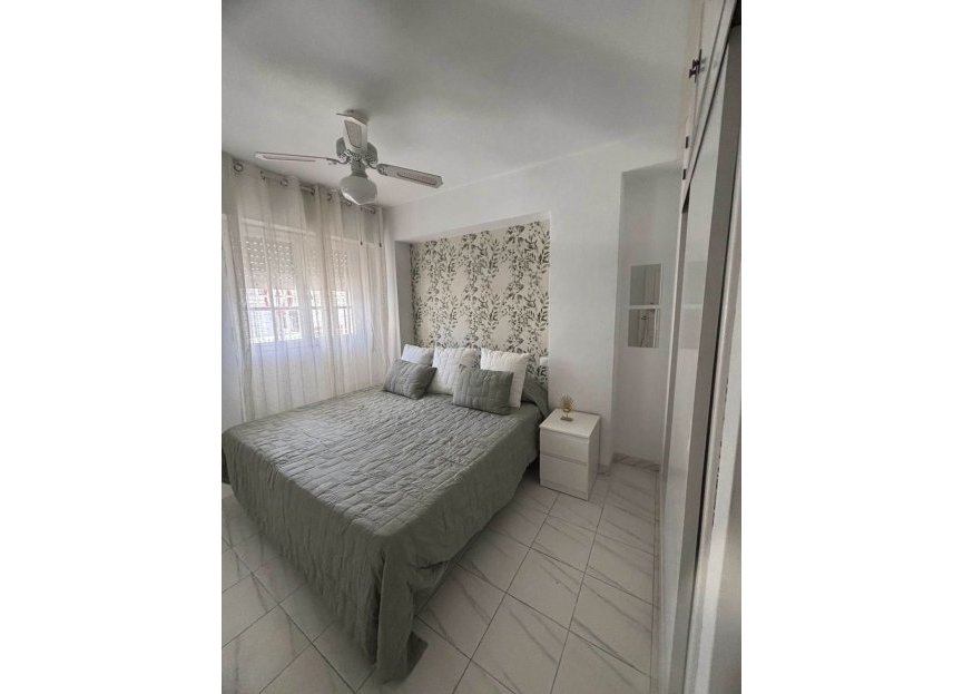 Resale - Apartment - Penthouse - Estepona - Atalaya