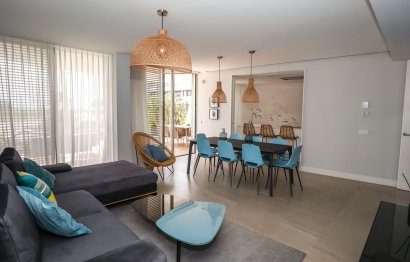 Resale - Ground floor apartment - Estepona - Estepona Centro