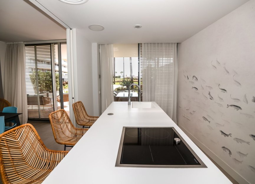 Resale - Ground floor apartment - Estepona - Estepona Centro