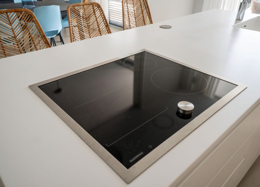 Resale - Ground floor apartment - Estepona - Estepona Centro