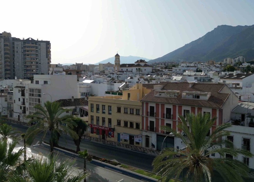 Resale - Apartment - Middle Floor Apartment - Marbella - Marbella Centro