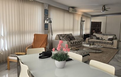 Resale - Apartment - Middle Floor Apartment - Marbella - Marbella Centro