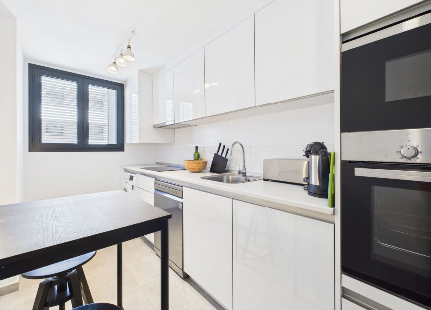 Reventa - Apartment - Middle Floor Apartment - Estepona - Estepona Centro