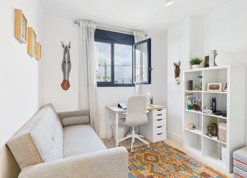 Reventa - Apartment - Middle Floor Apartment - Estepona - Estepona Centro