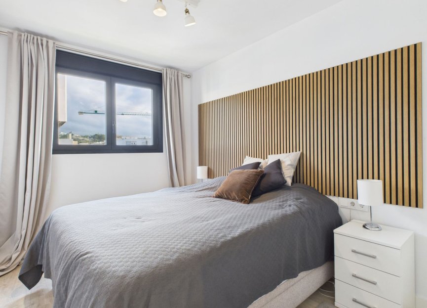 Reventa - Apartment - Middle Floor Apartment - Estepona - Estepona Centro