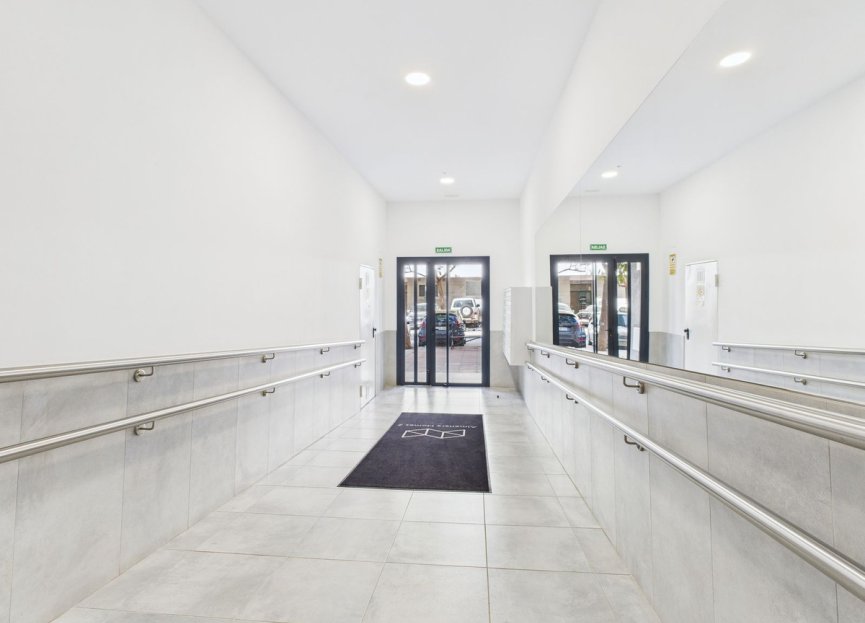 Reventa - Apartment - Middle Floor Apartment - Estepona - Estepona Centro