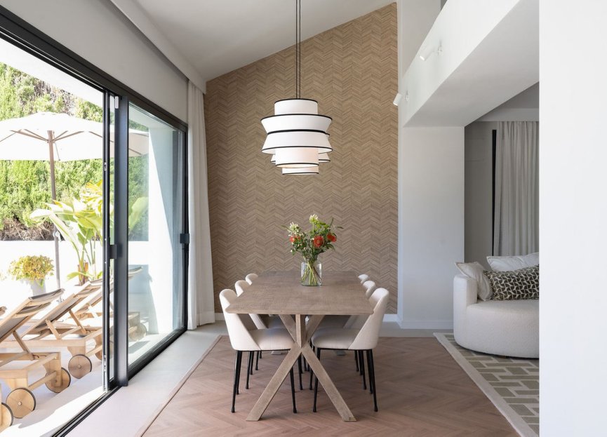 Resale - House - Detached Villa - Marbella - Nueva Andalucia