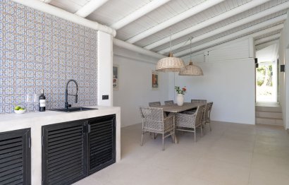 Resale - House - Detached Villa - Marbella - Nueva Andalucia