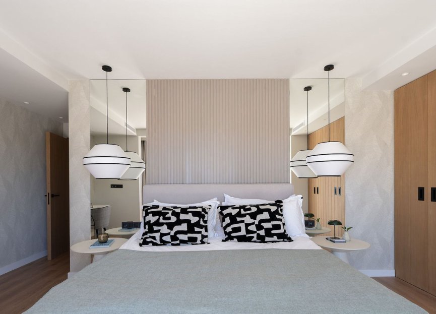 Resale - House - Detached Villa - Marbella - Nueva Andalucia