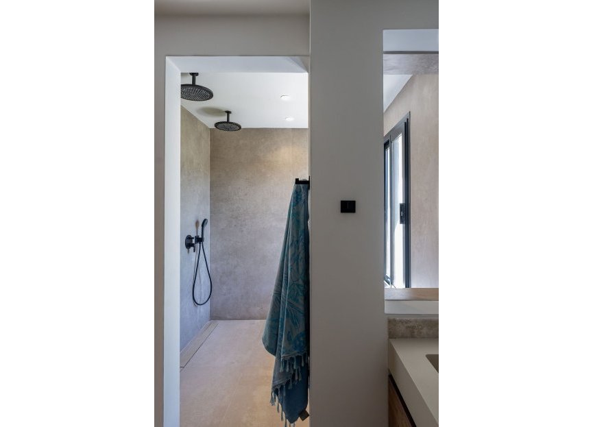 Resale - House - Detached Villa - Marbella - Nueva Andalucia