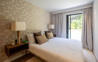 Resale - House - Detached Villa - Marbella - Nueva Andalucia