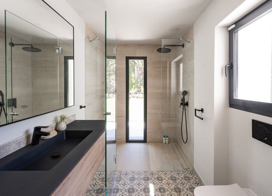 Resale - House - Detached Villa - Marbella - Nueva Andalucia