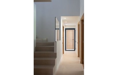 Resale - House - Detached Villa - Marbella - Nueva Andalucia