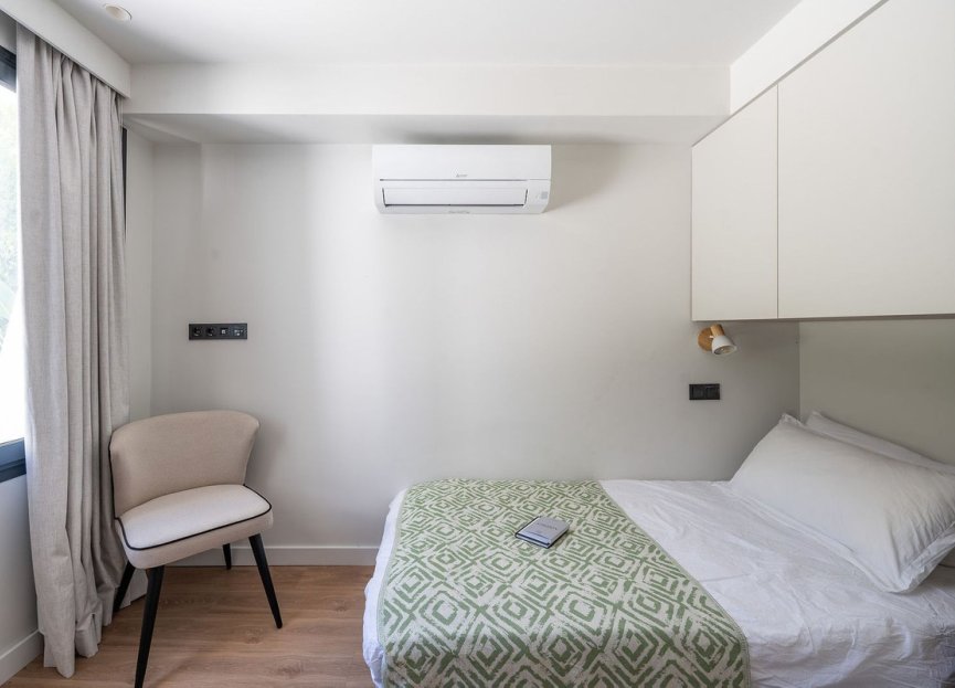 Resale - House - Detached Villa - Marbella - Nueva Andalucia