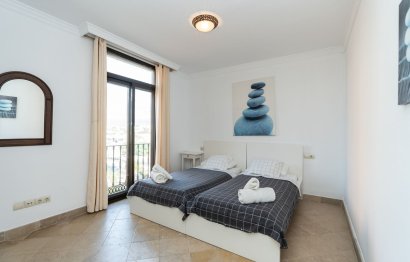 Resale - Apartment - Penthouse - Estepona - New Golden Mile