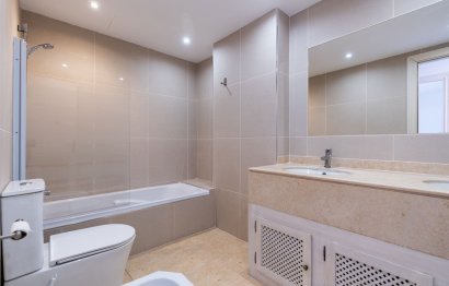 Resale - Apartment - Penthouse - Estepona - New Golden Mile