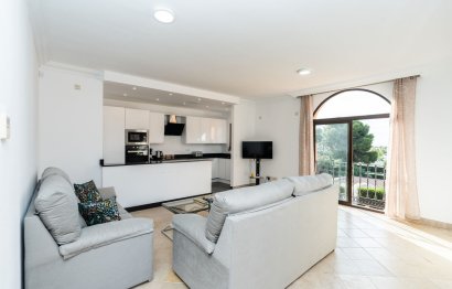 Resale - Apartment - Penthouse - Estepona - New Golden Mile