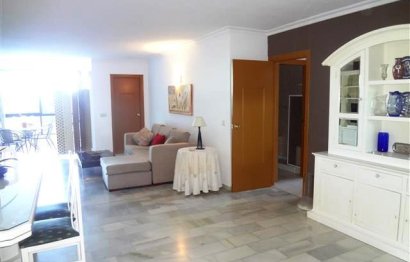 Resale - Apartment - Middle Floor Apartment - Marbella - Nueva Andalucia