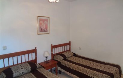 Resale - Apartment - Middle Floor Apartment - Marbella - Nueva Andalucia