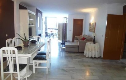 Resale - Apartment - Middle Floor Apartment - Marbella - Nueva Andalucia