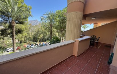 Resale - Apartment - Middle Floor Apartment - Marbella - Nueva Andalucia