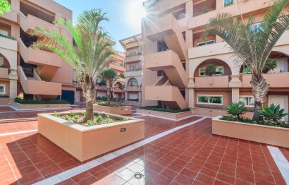Resale - Apartment - Middle Floor Apartment - Marbella - Nueva Andalucia