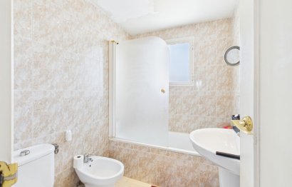 Resale - House - Townhouse - Estepona - Estepona Centro