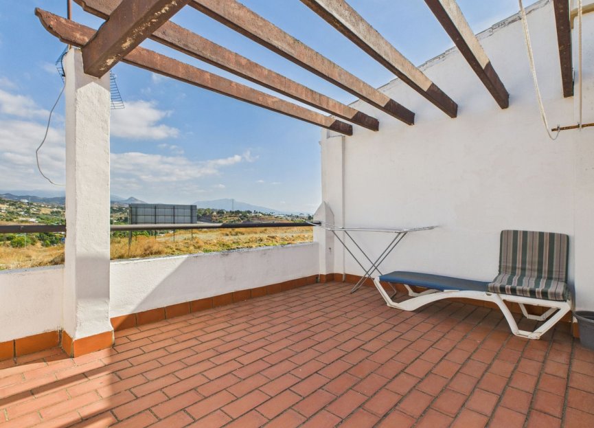 Resale - House - Townhouse - Estepona - Estepona Centro