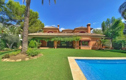 Resale - House - Detached Villa - Marbella - Sierra Blanca