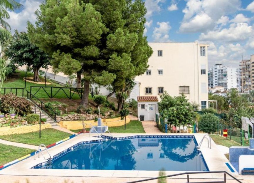 Resale - Apartment - Middle Floor Apartment - Benalmádena - Benalmadena Centro