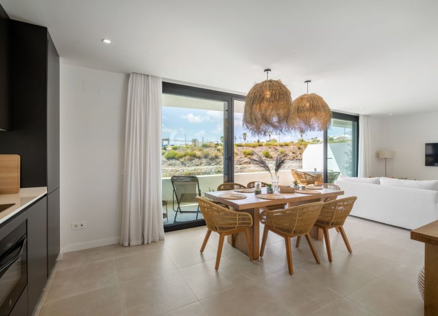 Resale - Apartment - Middle Floor Apartment - Fuengirola - Fuengirola Centro