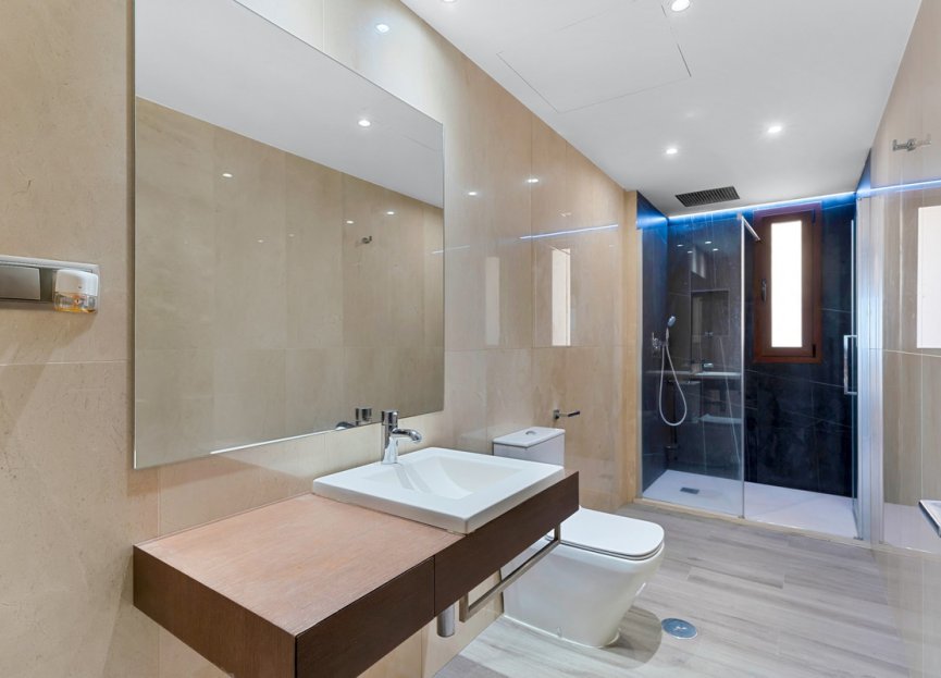 Resale - Apartment - Penthouse - Marbella - Nueva Andalucia